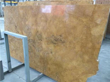 Zlatna mramorna ploča