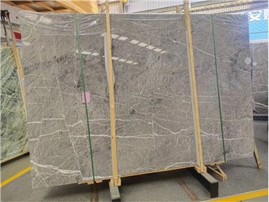 Novi dvorac Sivi mramor