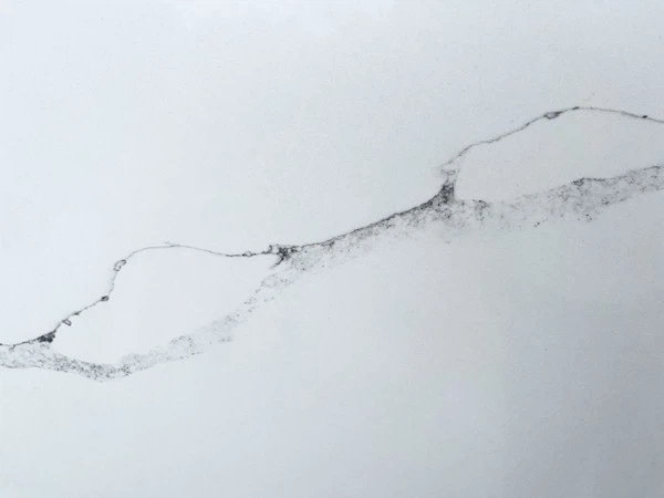 calacatta look quartz vein