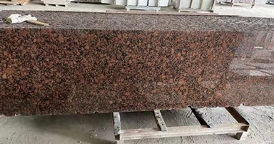 Carmen crveni granit