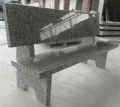 Granitna vrtna klupa